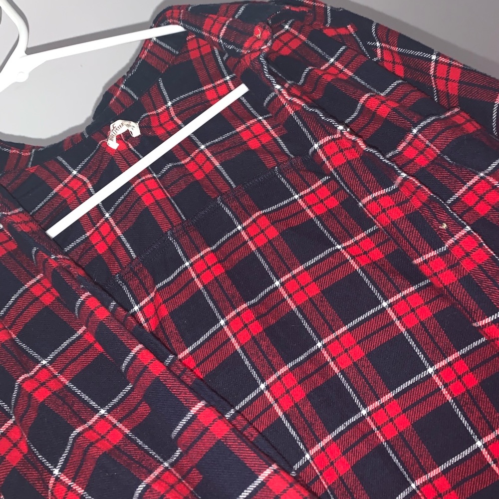 Two flannels - Picture 3 of 3
